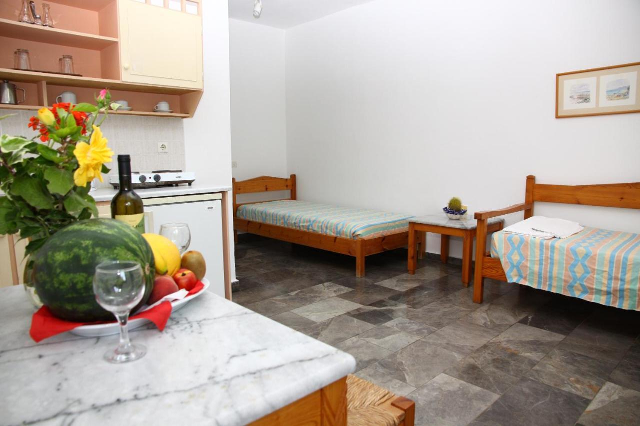 Camari Garden Hotel Apartments Gerani Chanion エクステリア 写真
