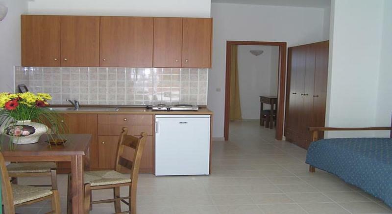 Camari Garden Hotel Apartments Gerani Chanion エクステリア 写真