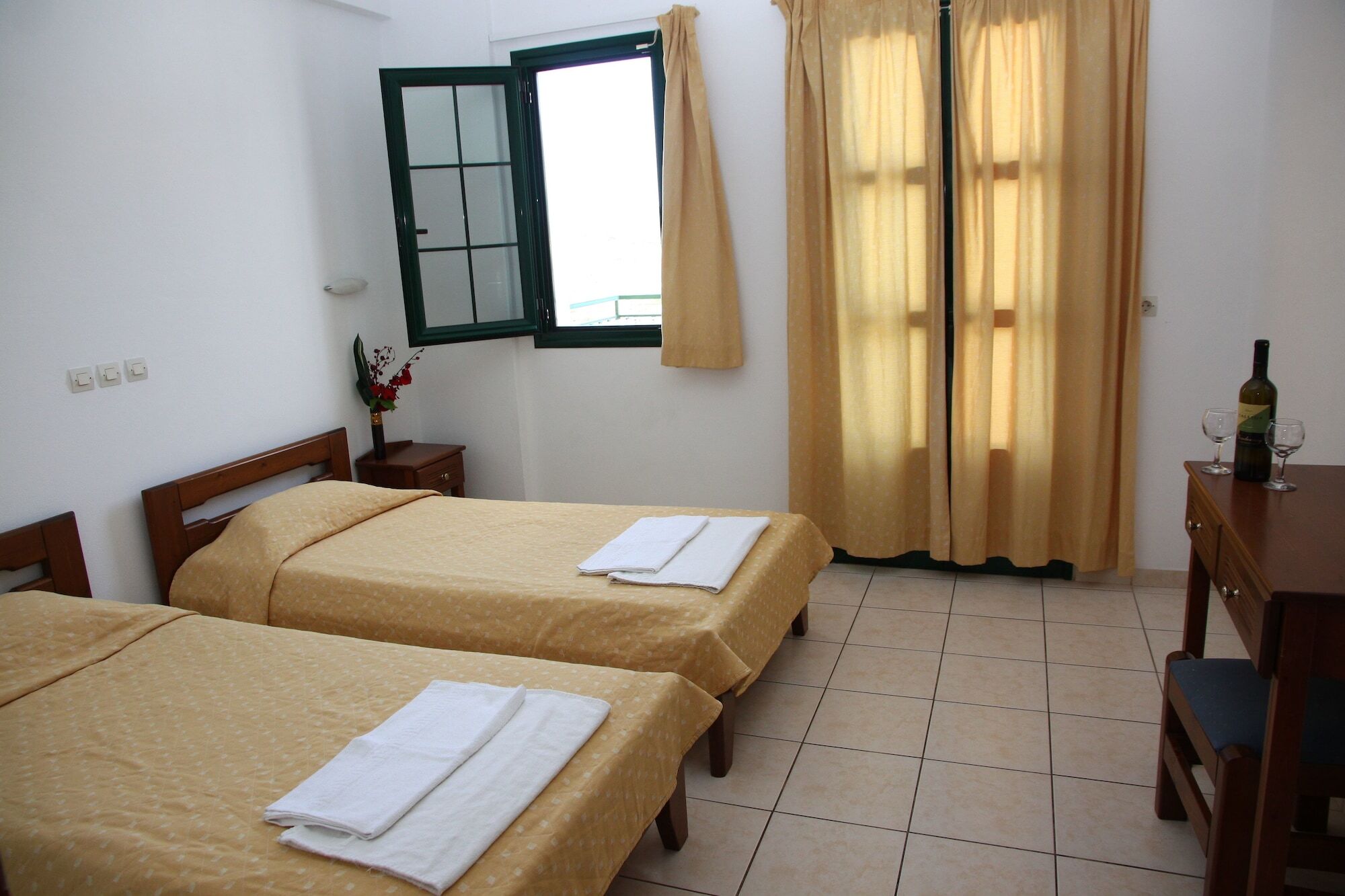 Camari Garden Hotel Apartments Gerani Chanion エクステリア 写真